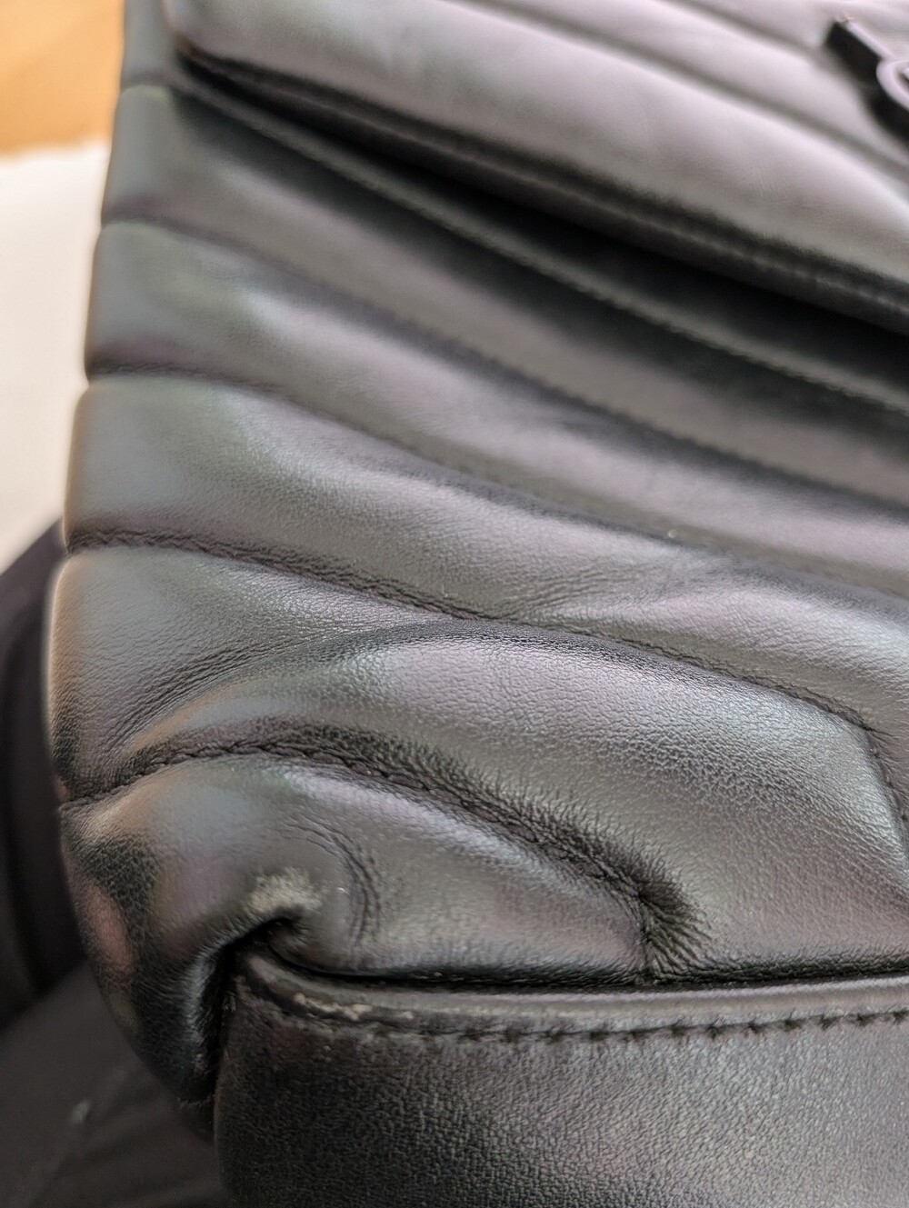 Saint Laurent Black Matelassé Y-Quilt LouLou Shoulder Bag - Size Small - Picture 8 of 9